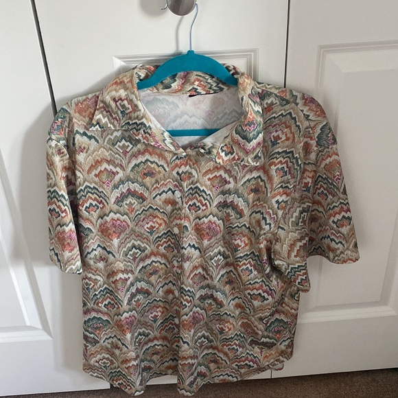 button down - Picture 4 of 6